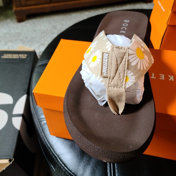 Women's Rocket Dog flip flops SOLD OUT - Picture 2 of 3